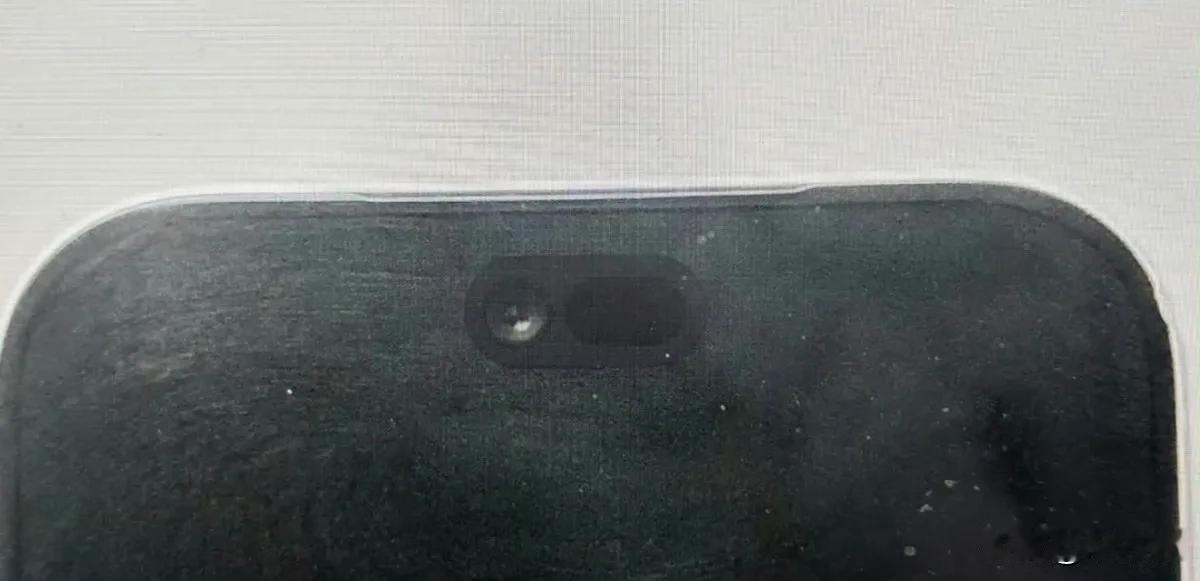 曝iPhone18Pro背面没变化变化还是有的，比如背板换个颜色[抠鼻]iaph