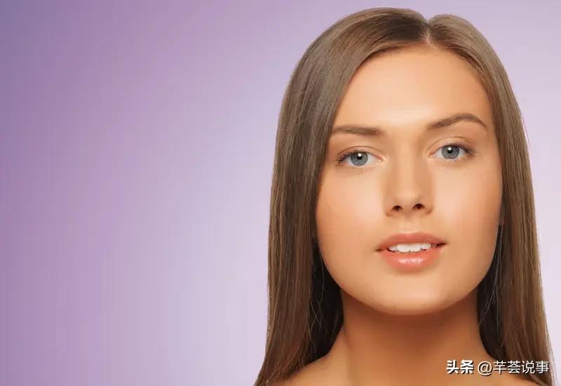 女人最重要的是美貌还是人品？这问题就像先有鸡还是先有蛋一样难选。
美貌确实是第一