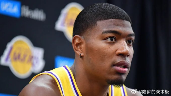 雷迪克表示，他认为八村垒除了缺席今天对阵活塞的比赛外，可能还会缺席接下来的两场比