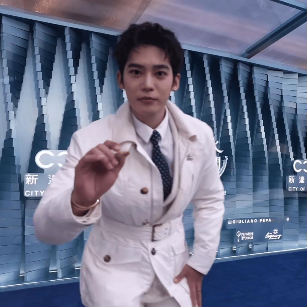 于适镜头签，get一下 ​​​