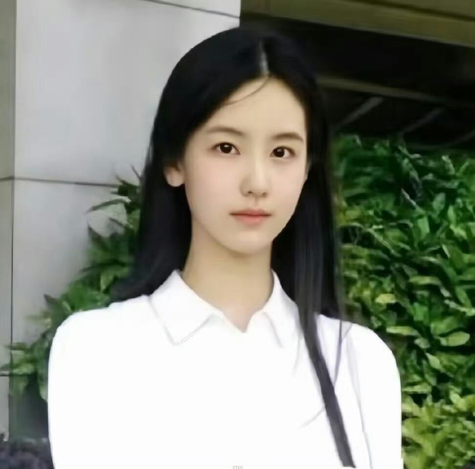 陈都灵她早期丑过吗... 