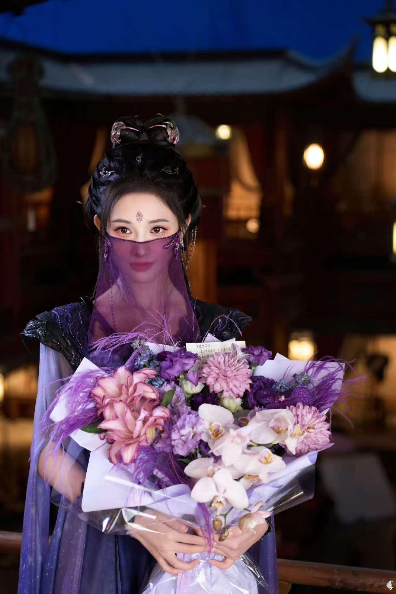 被彭小苒新剧撩到心乱如麻本以为已经熟悉彭小苒的戏路，结果慕雨墨直接给我大惊喜！完