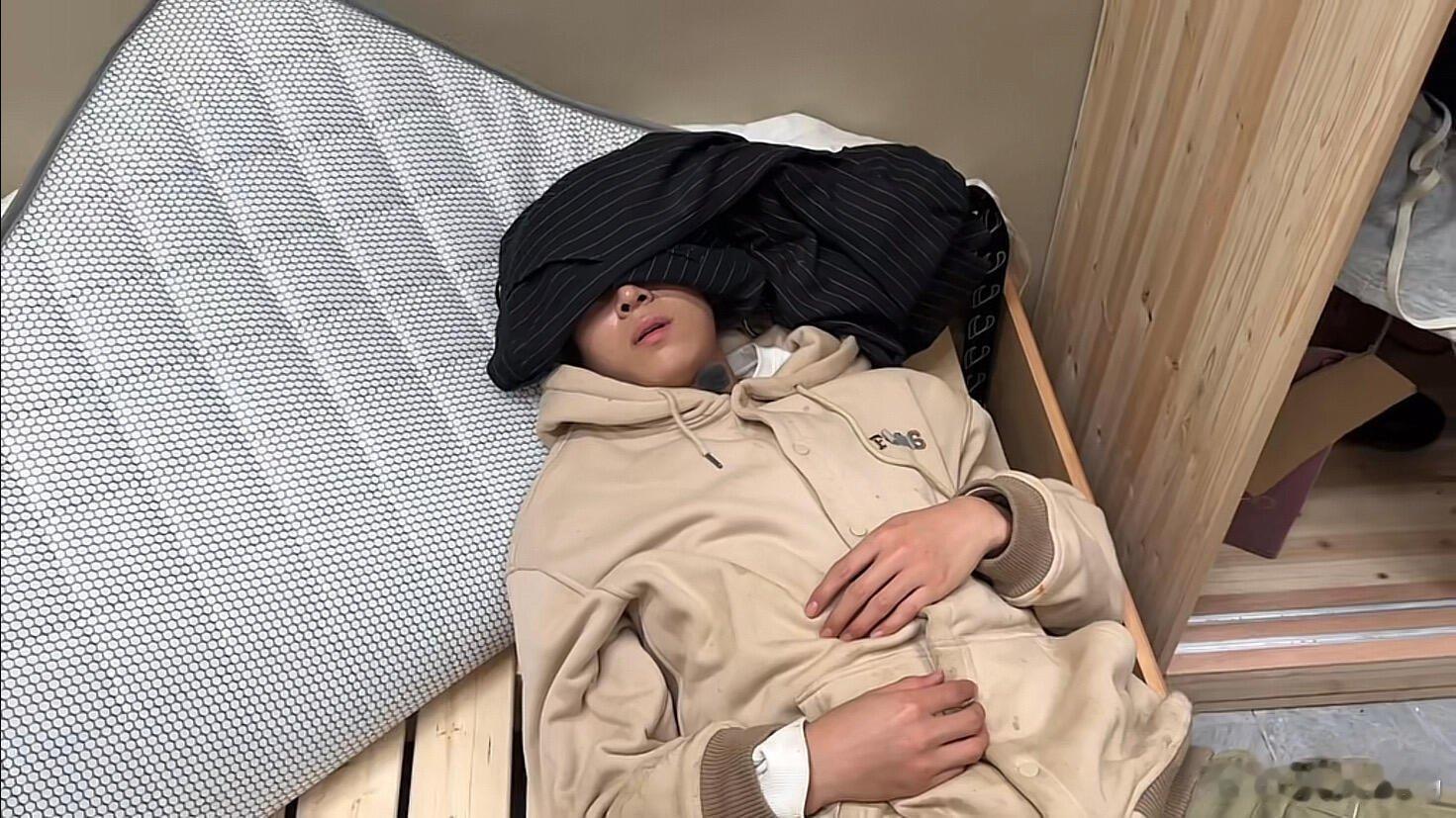 十个勤天早期的哥几个第一季是永远的神 他们本人来也无法超越的十个勤天  |  种