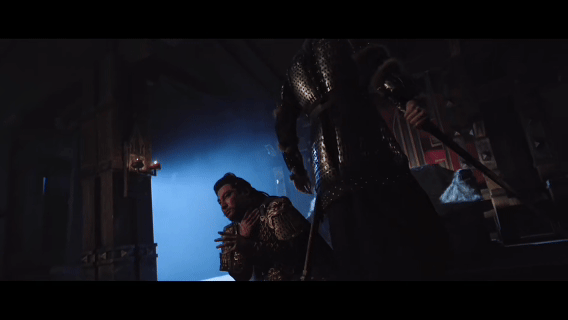 白日提灯第8集陈飞宇杀疯了心疼段胥孤身闯入敌营，于万军之中直取将领首级，段胥这一