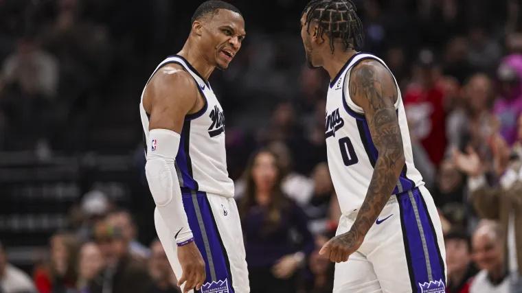 NBA采访最凶的人 却是最暖心的队友

国王在三月的一场常规赛里输给鹈鹕，战绩跌