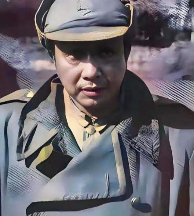 1949年，李文率部起义后，被转去进修学习，但在1950年3月，他趁隙逃跑，先到