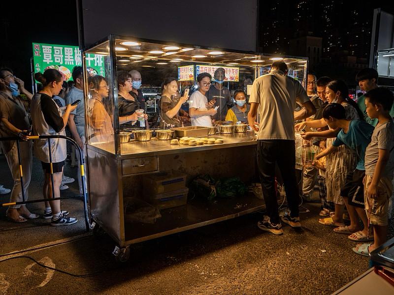 现在网上那句“纵有千金债，亦有翻身时”真的戳中了太多人，我身边好几个欠了几十万的