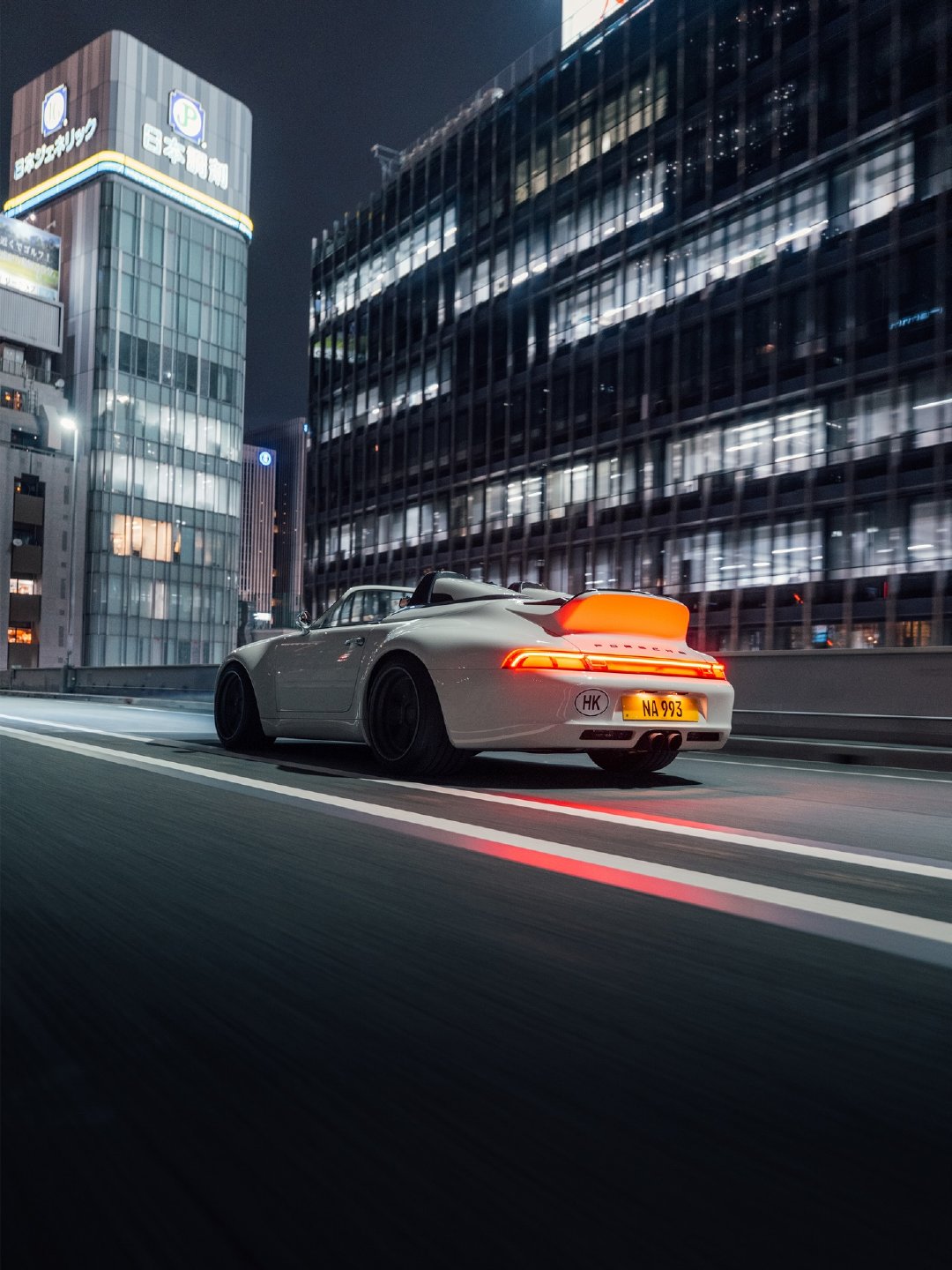 东京KK线 高架桥上的保时捷车聚活动 日本风情画 东京KK线 KK线 保时捷 P