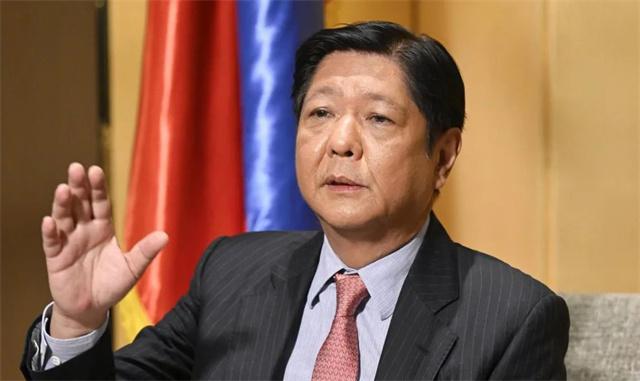菲律宾总统马科斯最近干了件让整个国家都炸锅的事！面对记者追问自家拖欠的2030亿