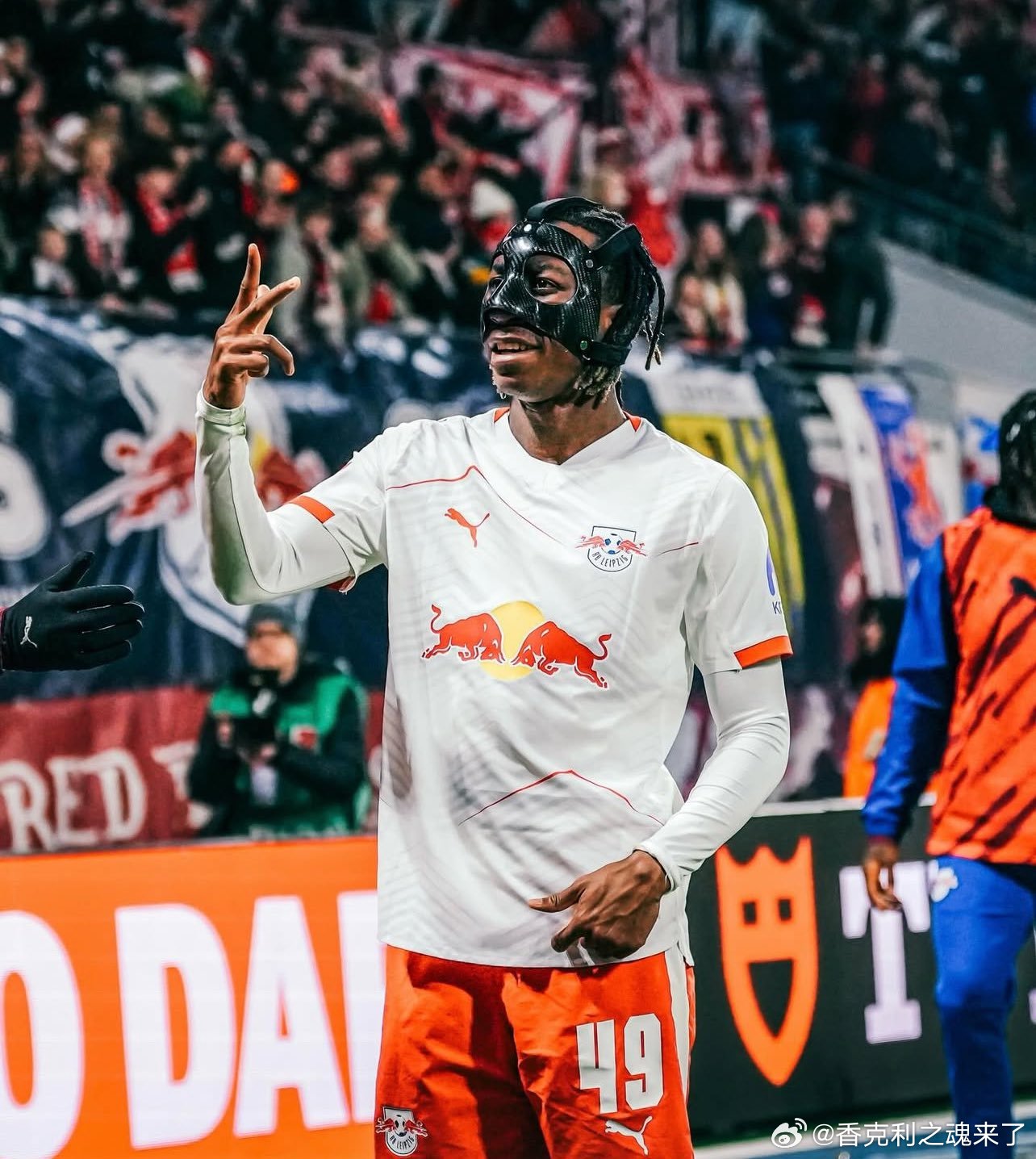 本·雅各布斯透露利物浦将会在边锋引援上表现得非常活跃，可能会选择能胜任两个边路的