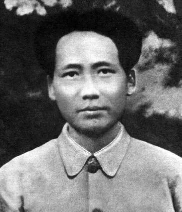 不带这么亮剑的！过个江都能亮三次，剑指的还是世界前三强，美苏英。

1949年4
