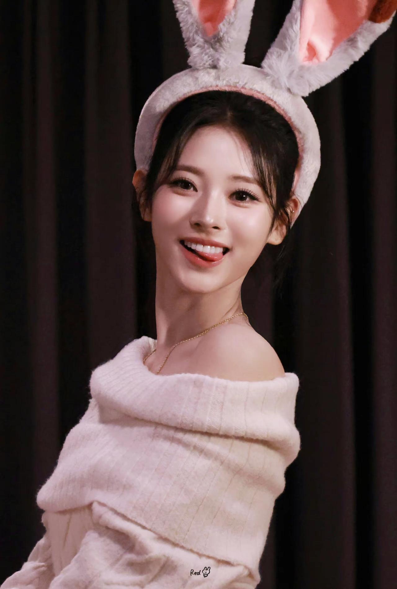 写真集系列/田中杏奈（Anna）写真，日本籍韩国女团MEOVV成员，以独特气质和