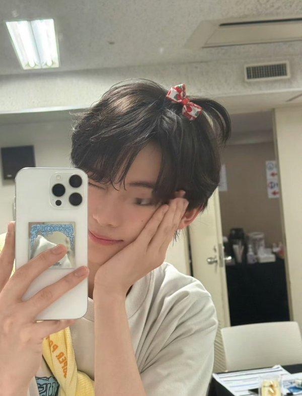 韩振粉丝安利崔英宰中，发生什么了 