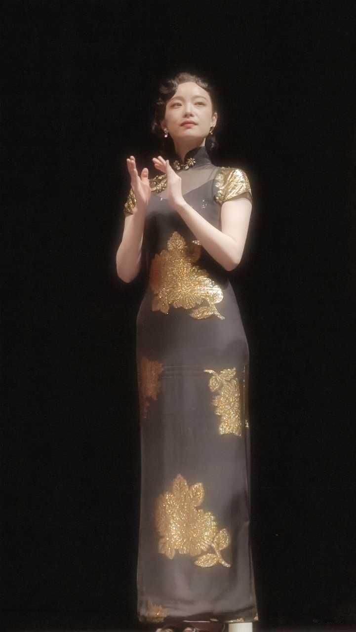 倪妮[心][心]倪妮是真的润啊 ​​​
