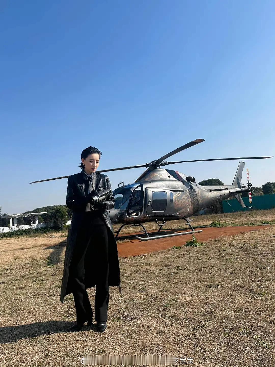 嘉人女明星出图汇总李斯丹妮李思思鞠婧祎李一桐郑合惠子卢昱晓林允 