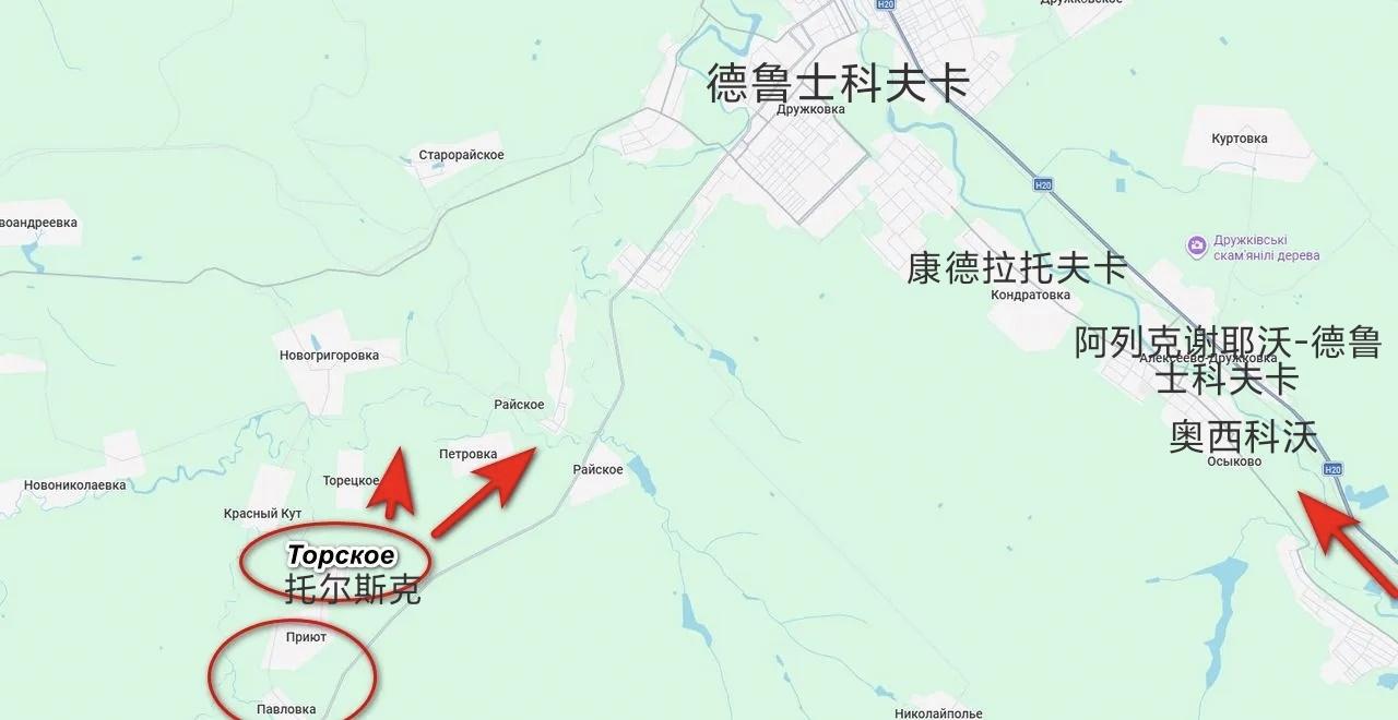 俄军中部集群和南部集群同时在朝着德鲁士科夫卡向心突击。担任主攻的依然是南部集群，