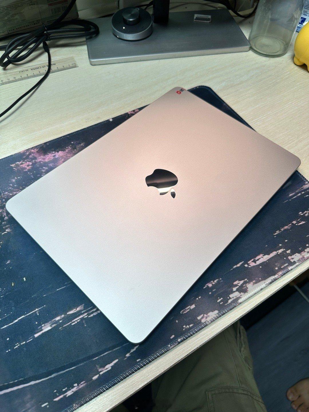 不能理解windows系统怎么到现在还不能待机，这个年代的电子产品，不应该就是盖