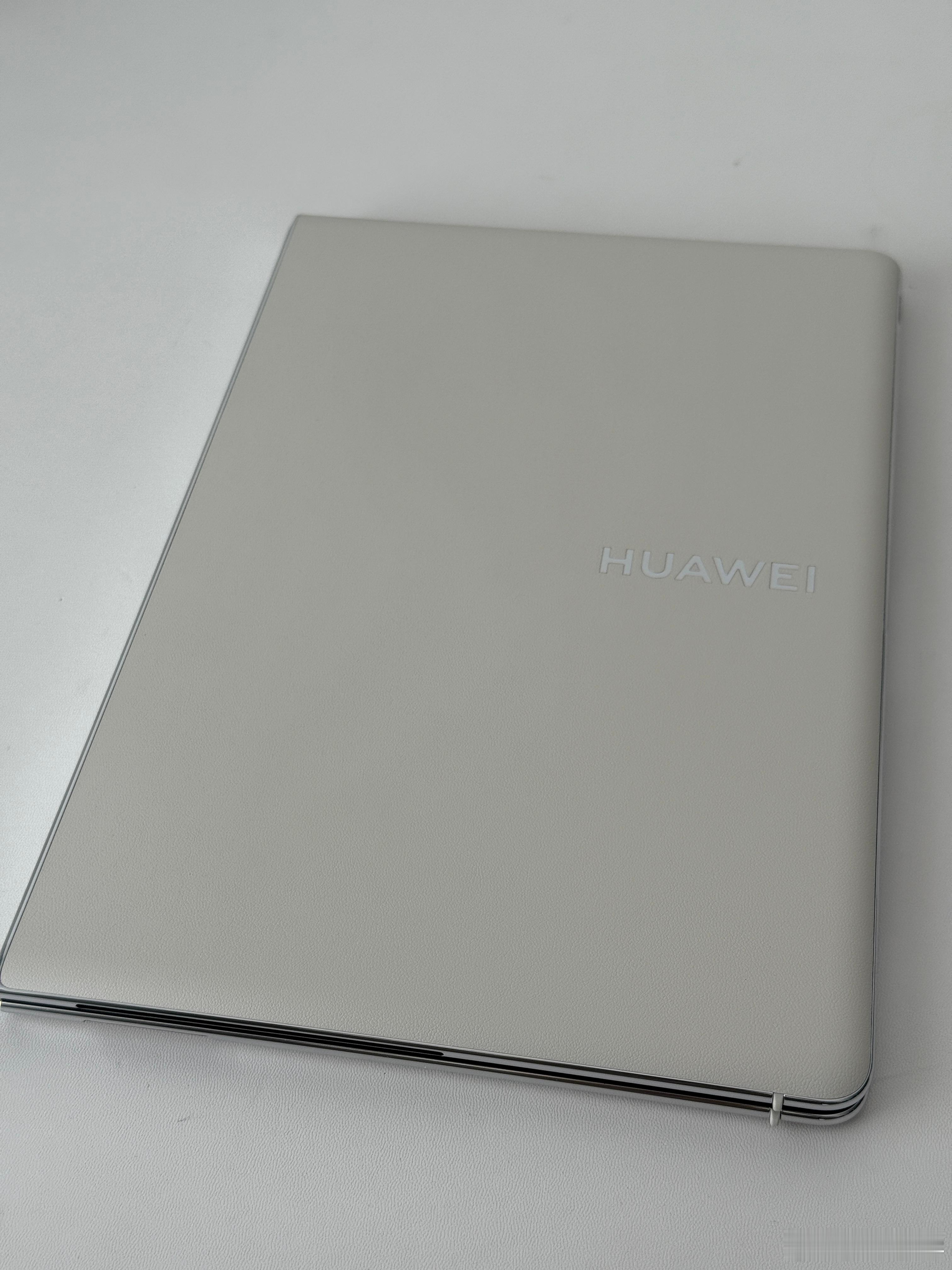 你怎么知道我拿到了HUAWEI MateBook Fold非凡大师[doge][
