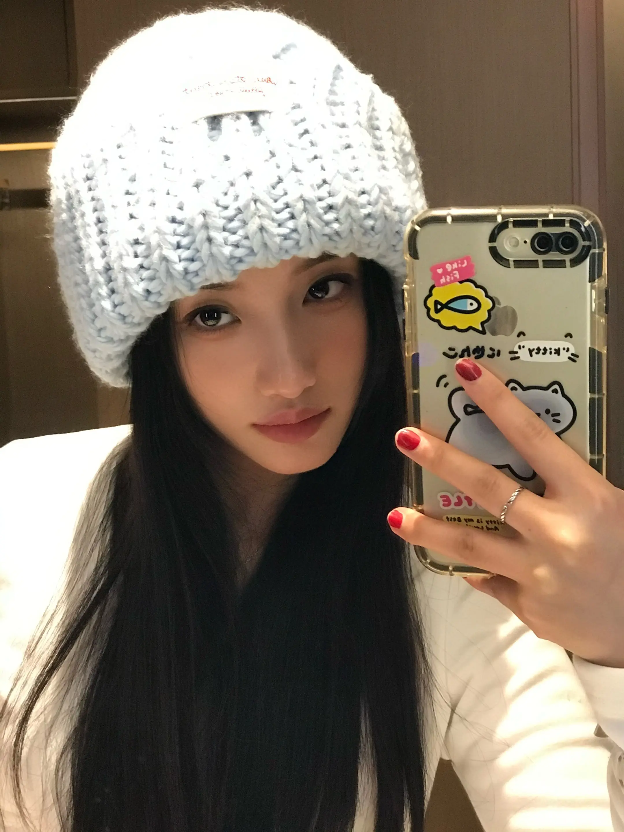 我们都不懂离别的重量。直到某天冷空气裹挟着回忆涌起