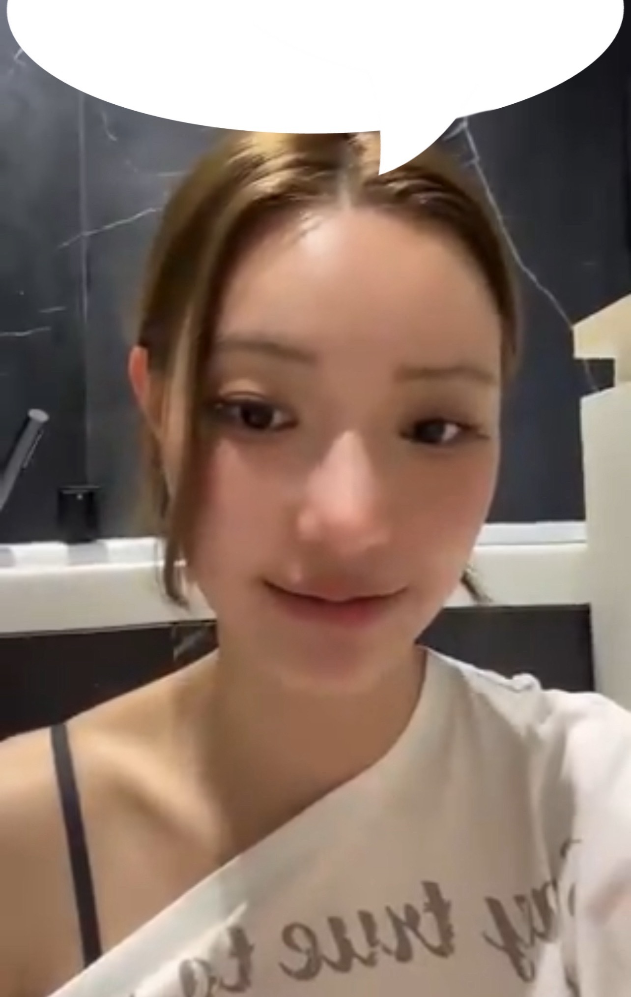 我现在刷到野狗骨头的切片完全自动代入Bua Picha 