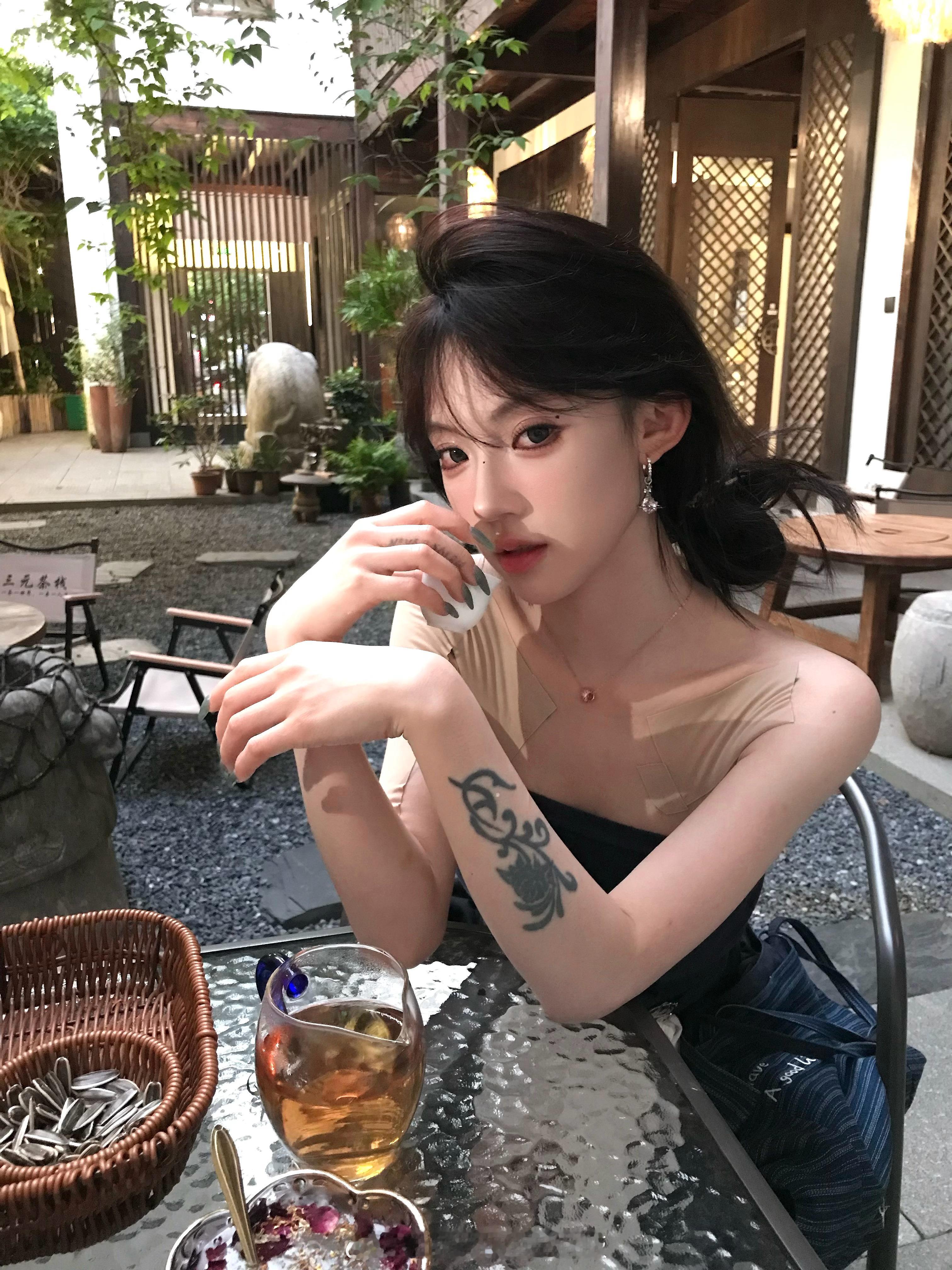 又权威了 ​​​