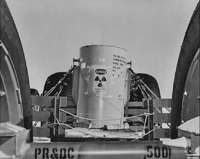 美军在北极种下的核毒瘤，终于藏不住了！很多人以为，1959年格陵兰岛冰下的“世纪