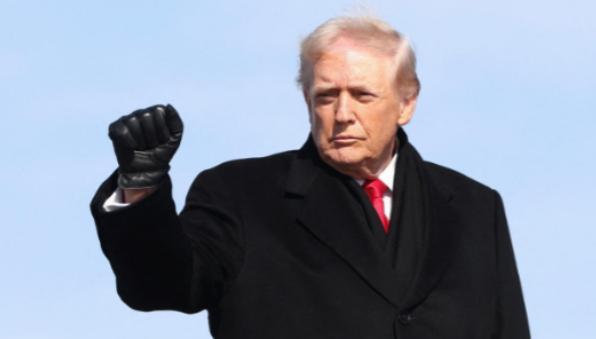 当地时间1月29日，特朗普在其社交平台“真实社交”发文，针对美国湾流航空机型适航