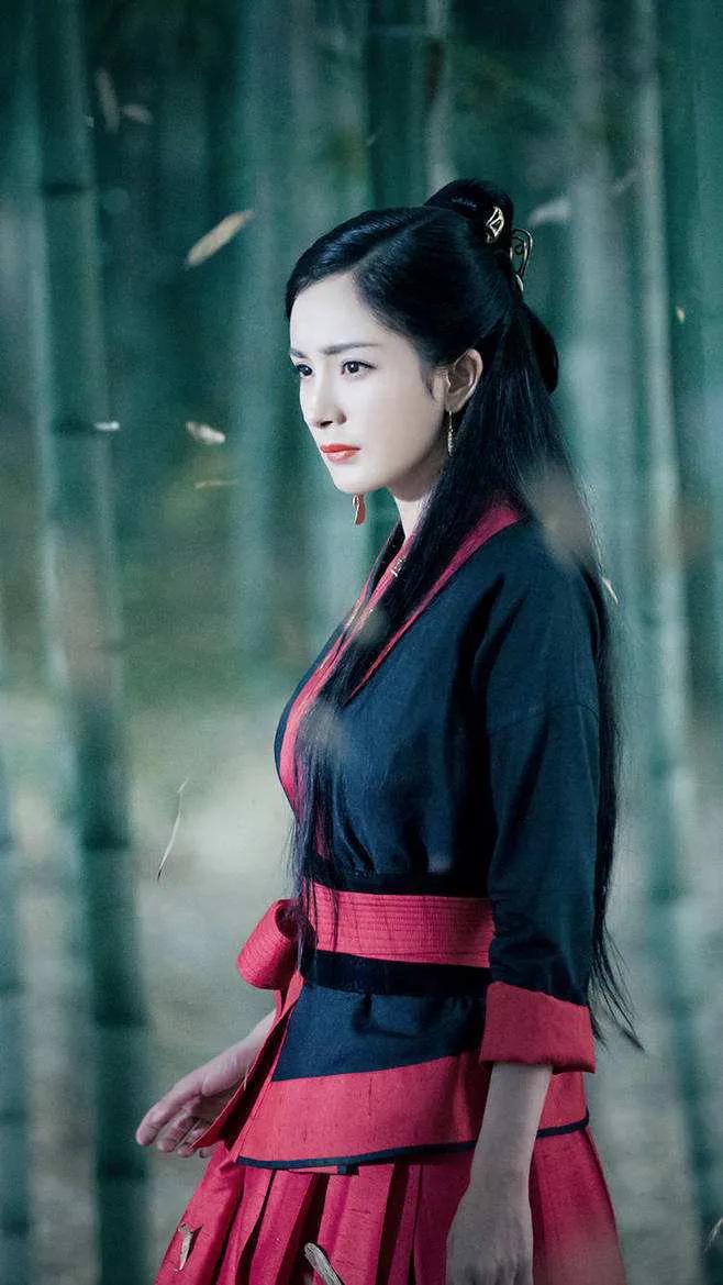 大丈夫走南闯北，
小妇人安贫守家。