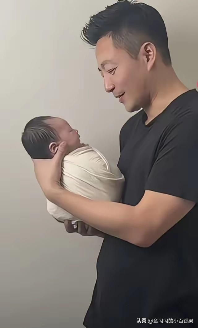 汪大壮满月照汪小菲的亲子时光，在马筱梅的安排下，甜蜜上线了，真的太暖啦！🥹看看