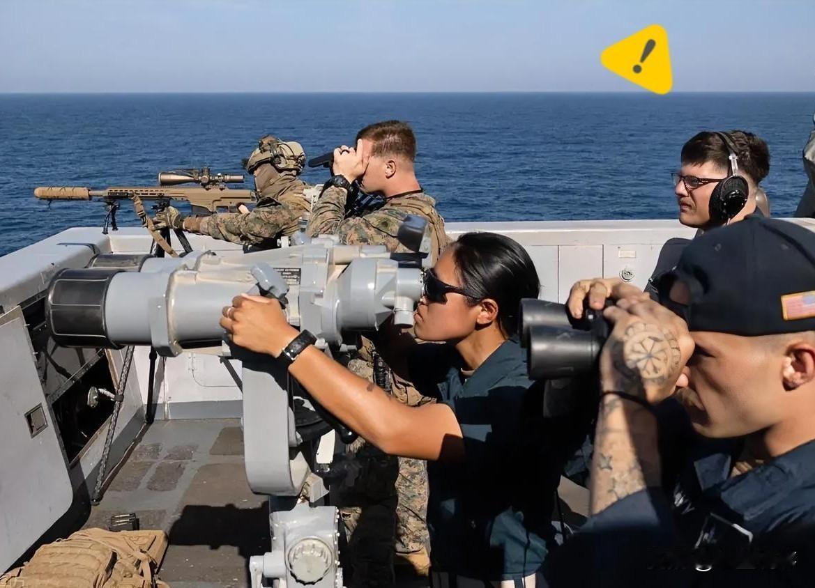 伊朗开始反击了！
4月22日，据中东媒体透露，一艘集装箱船在阿曼东北15海里处遇