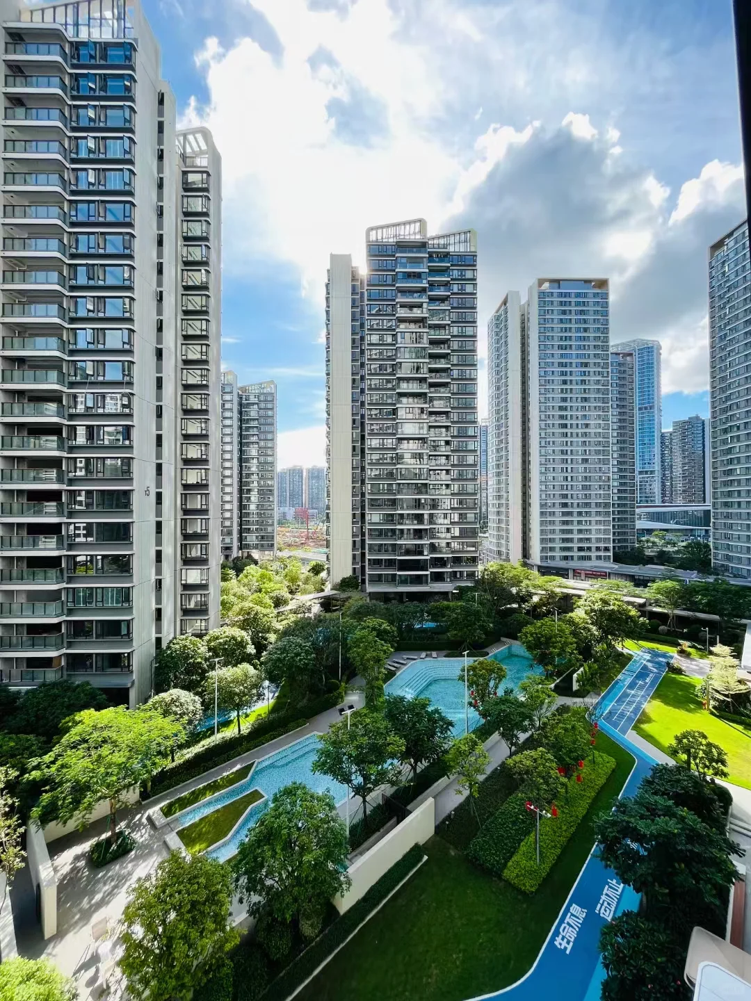 《一旦房价跌回十年前，后果不堪设想》？