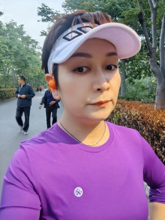 好冷，跑个步暖和暖和～