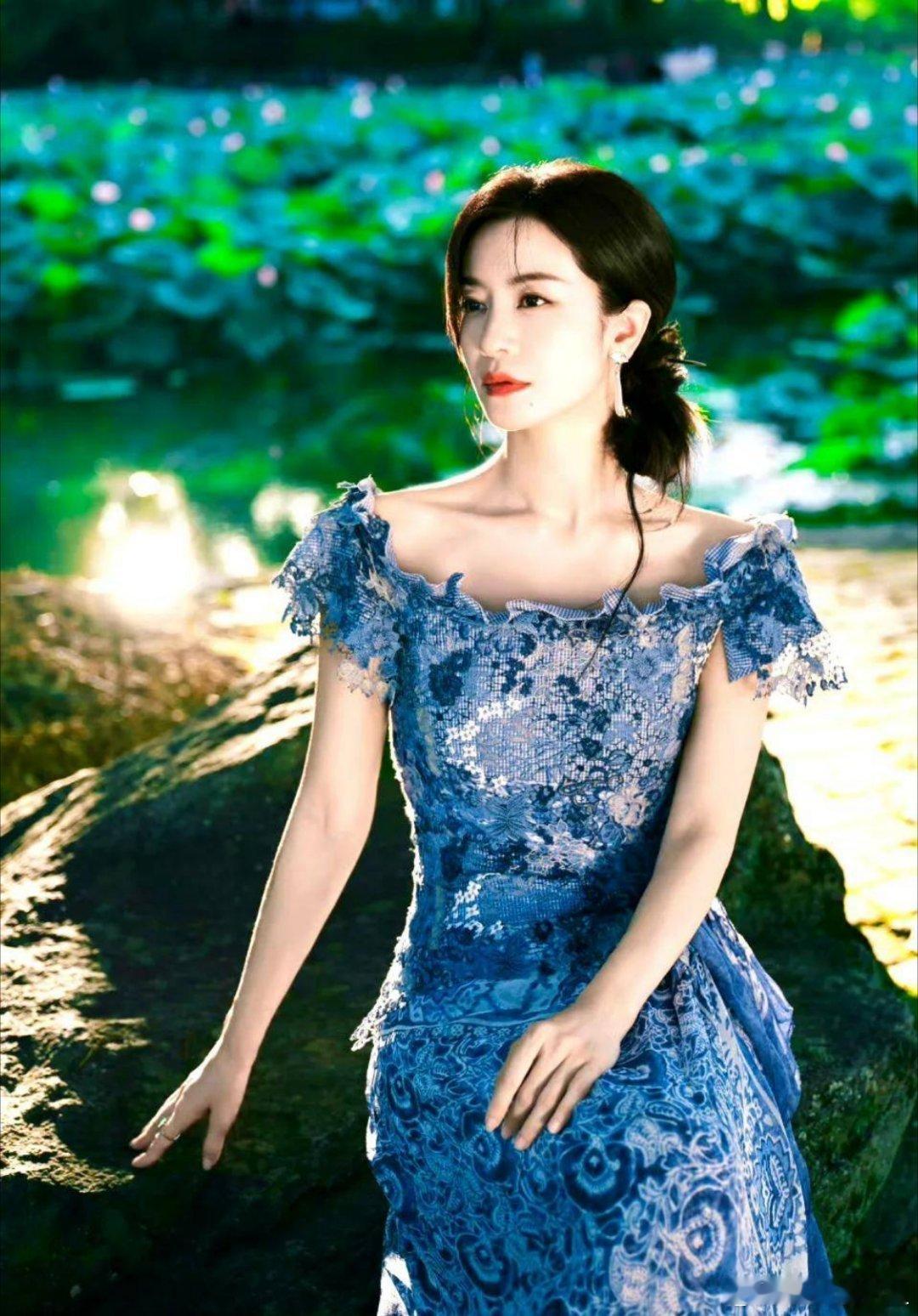 李晟生日没有感动全是尴尬在综艺中，众人给李晟过生日，原本以为是温情生日趴，结果变
