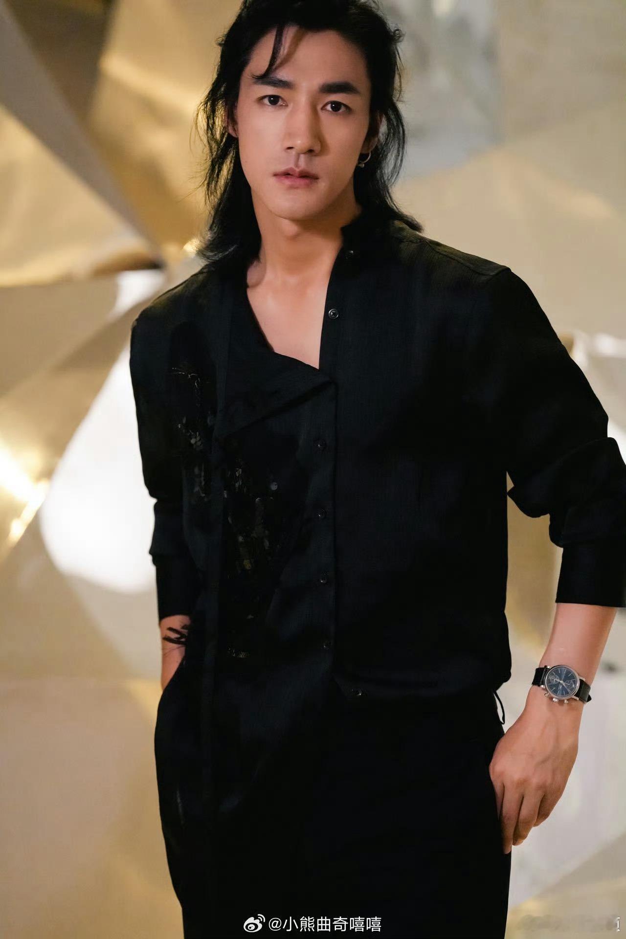 此沙谈和成龙梁家辉拍动作戏此沙回应观众开嗑水仙兄弟此沙弟弟这是要自己跟自己组CP