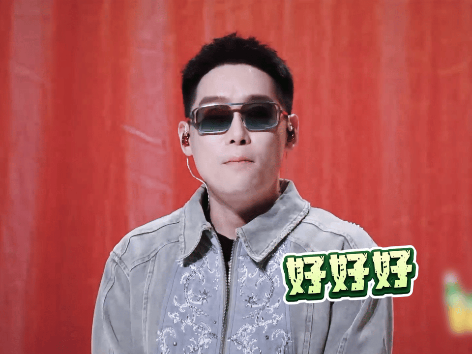 弹壳辉子说唱脱口秀双开花弹壳天生喜剧人 弹壳辉子说唱脱口秀双开花，发现他俩真的是