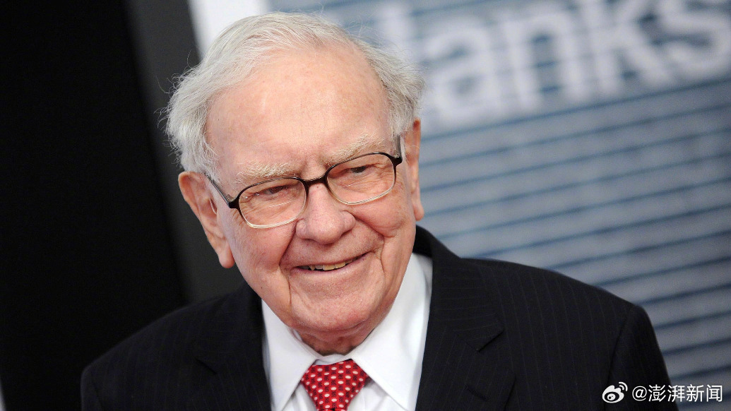 巴菲特将重启慈善午餐【押注苹果赚了1000亿美元但卖早了！巴菲特：当前美股不便宜
