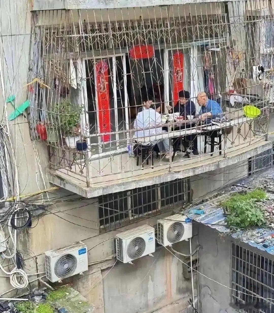 总觉得不是很安全的亚子 