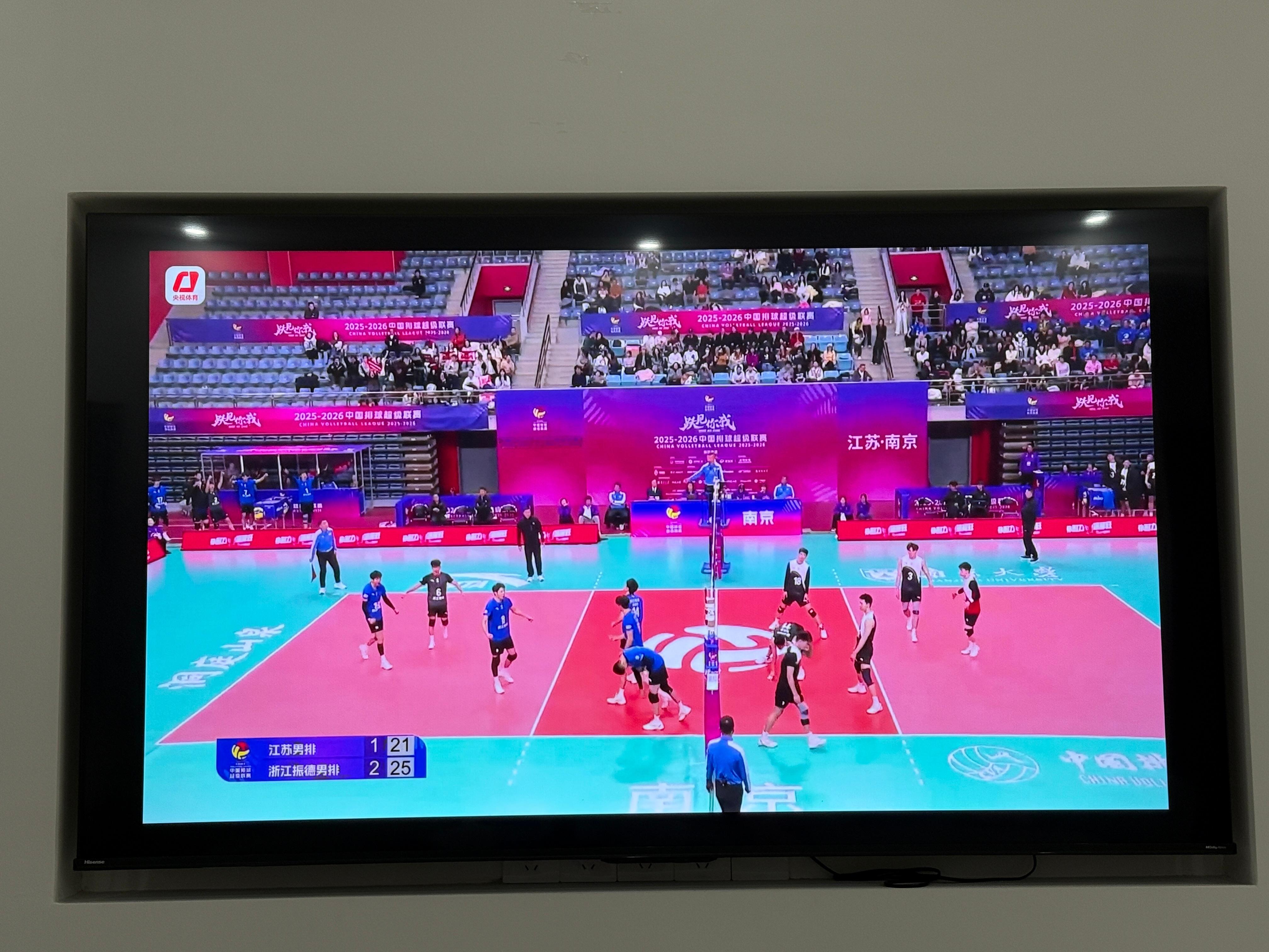 谢谢浩男四号位反轮扣中，最后又拦网得分，两个关键分2025-2026中国男排超级