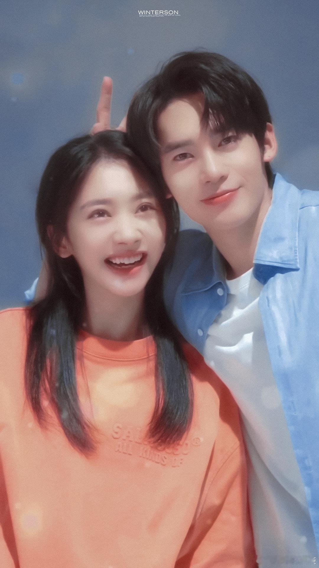 #于适王影璐好像两只小动物啊# 于适王影璐的萌态太戳人啦，7 月 5 日就是我们