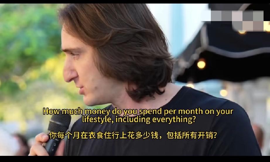 她从来不撒尿吗？是照镜子看不清楚吗？？[允悲][允悲]撒尿日常 女厕问题 厕所女