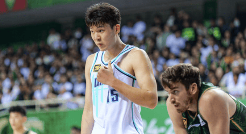 记者：林葳&杨瀚森有机会成为破圈的年轻球员，但已离开CBA