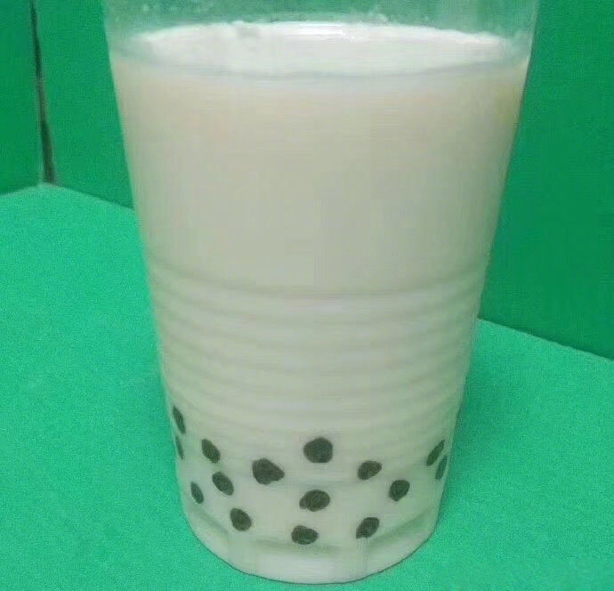 叫外卖点了杯珍珠奶茶，结果喝完发现……[笑cry] ​​​