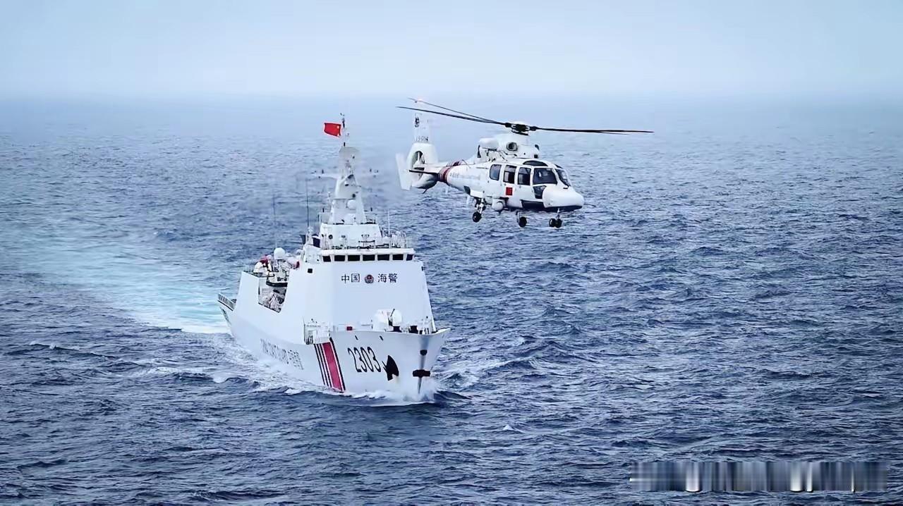 菲律宾海警对着媒体镜头一脸委屈的抱怨，说中国海警5304舰从6月16号开始就在吕