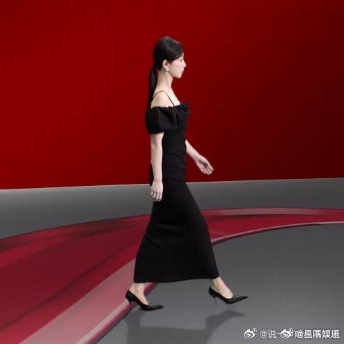 远看杨紫身材比例咋这么虐呀 