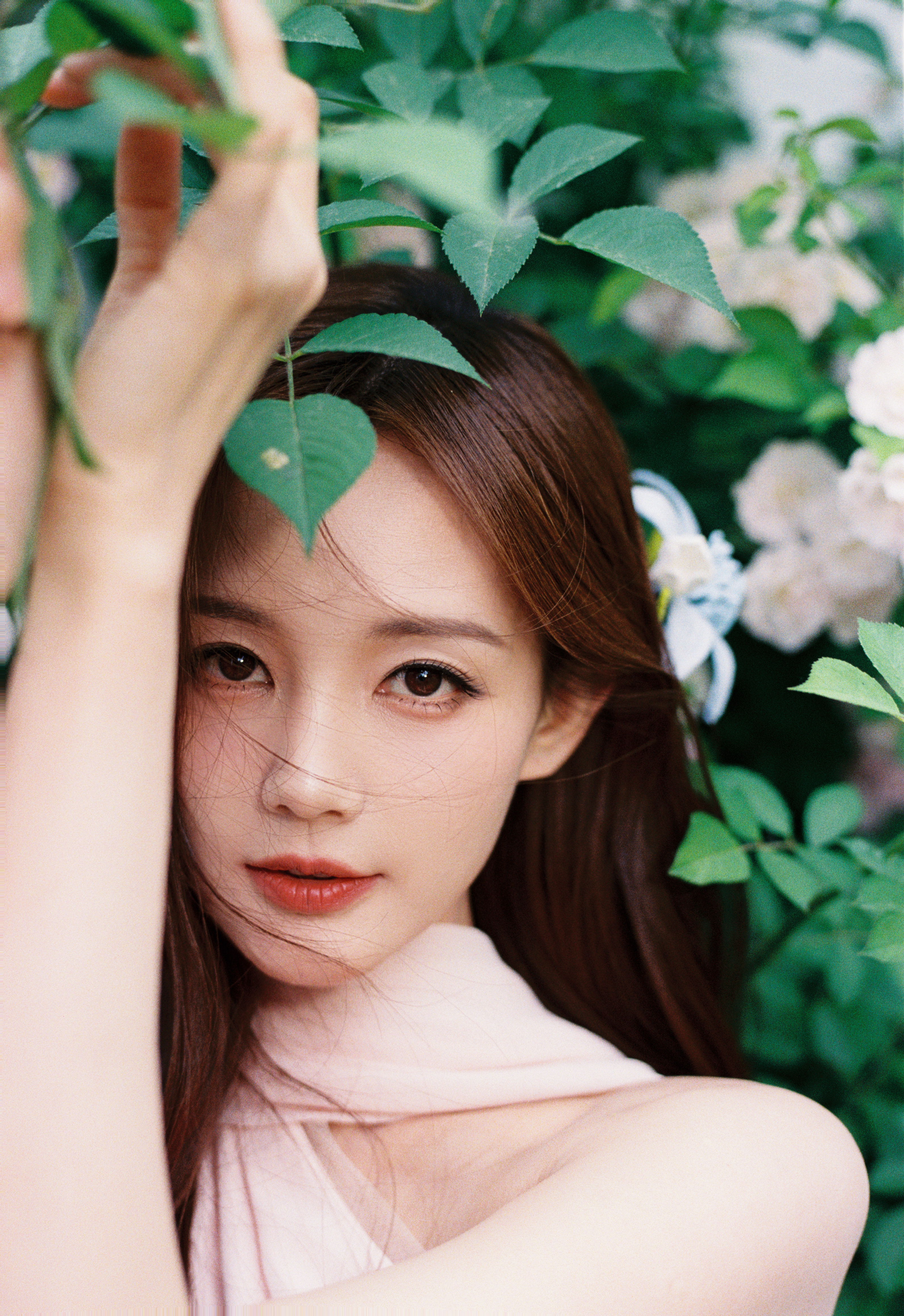 桐姐美❤️❤️❤️化妆：金鹤龙🧏🏻‍♂️李一桐[超话]李一桐城市寻美记 ​​