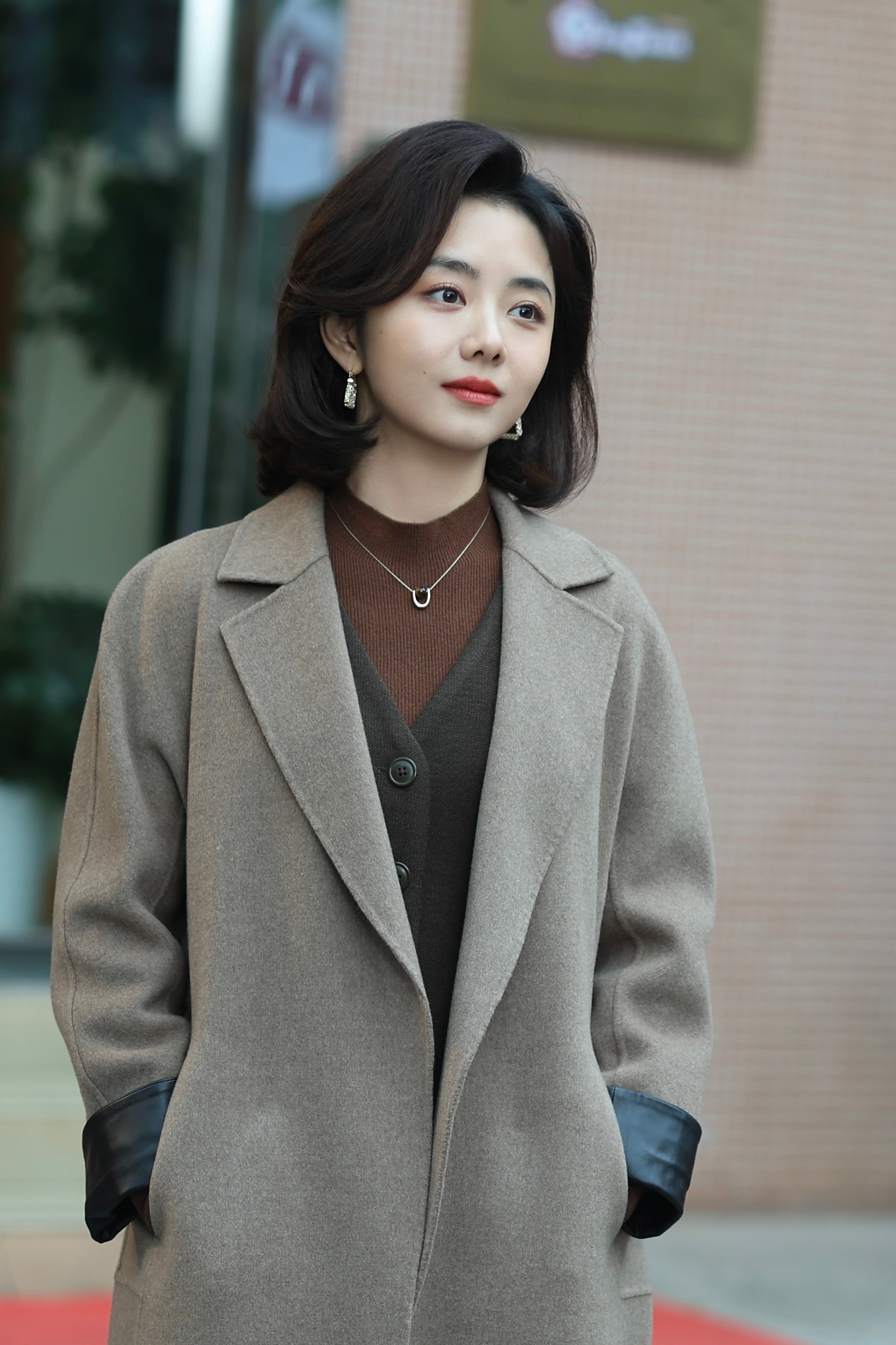 谭松韵 🎉谭松韵我的山与海在商海扬起新的帆，方婉之在巨浪中反复调整属于自己的航