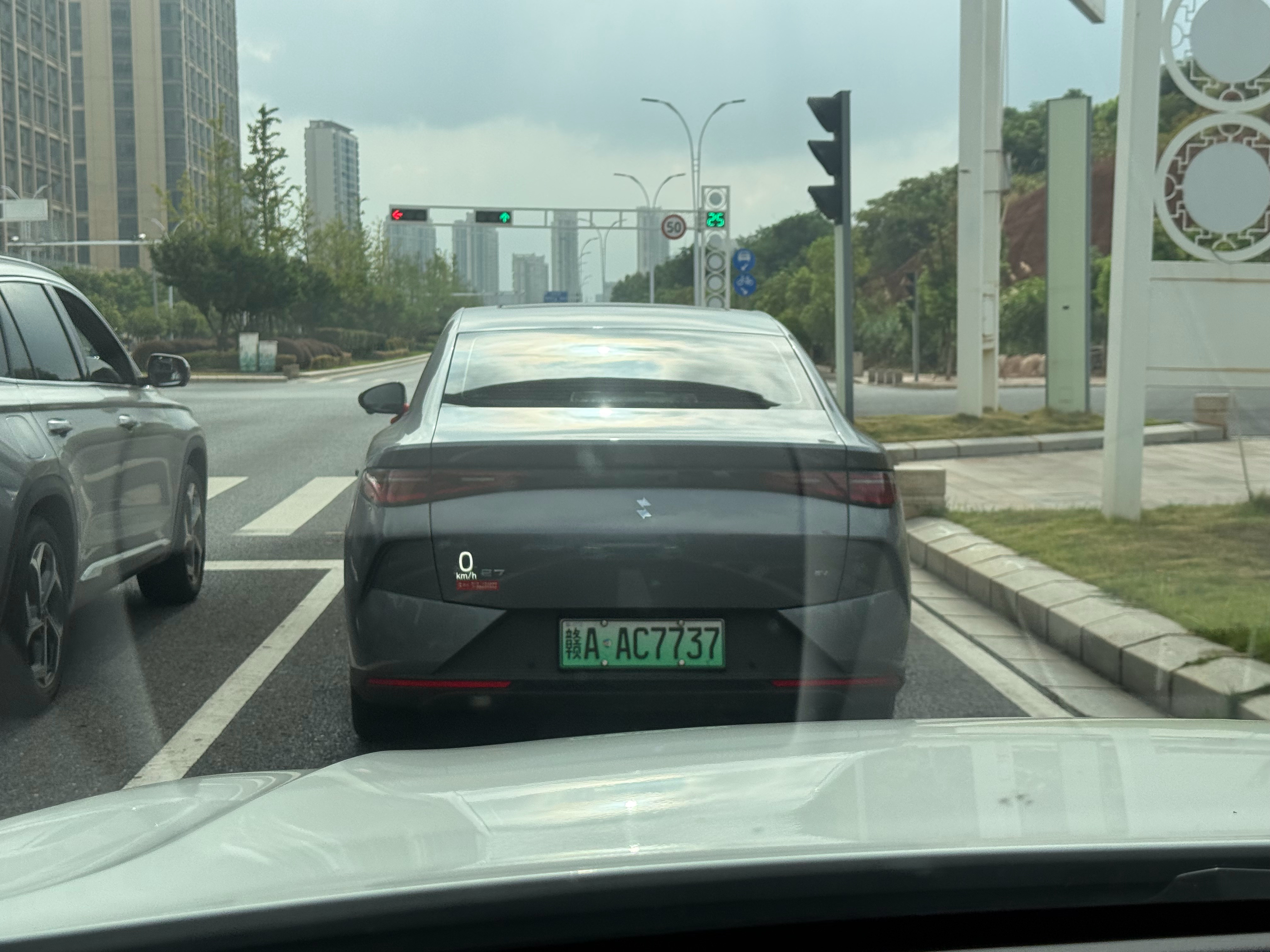 又刷新一下认知叫不出名新能源品牌…… 