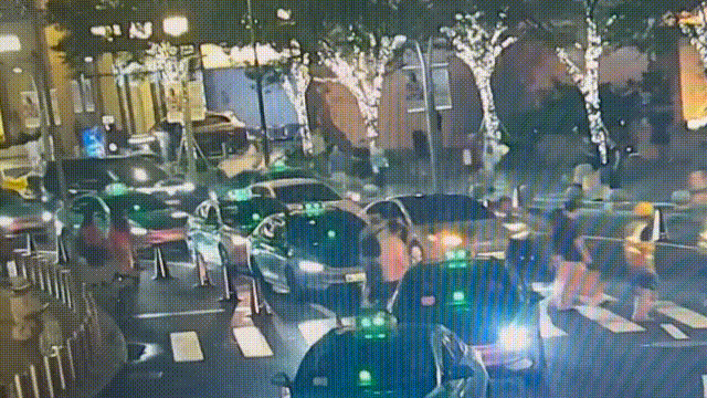 杭州这位女孩分享的被交警暖心治愈的经历太戳人了，帖子一下收获3万个赞。8月22日