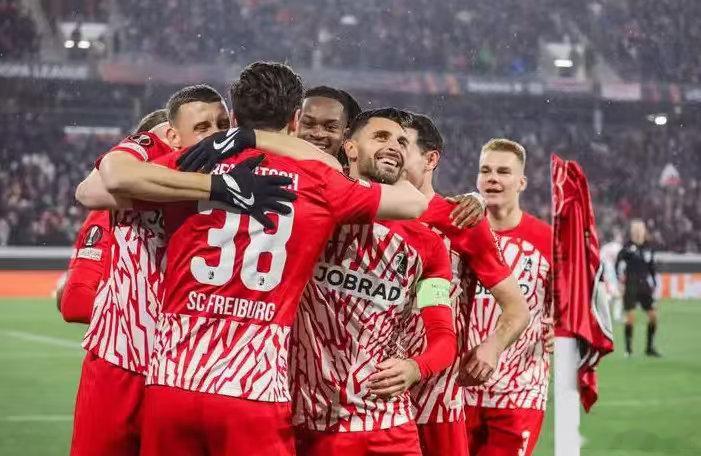 006 沙特联 穆拜征服 (10) vs 达马克 (16)胜负看好：胜/让平胜 