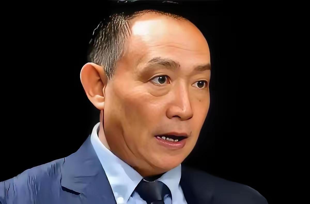 学者卢麒元近日在北京公开发声，他提出一个主张：“立法者每次参与都要政审！”因为最